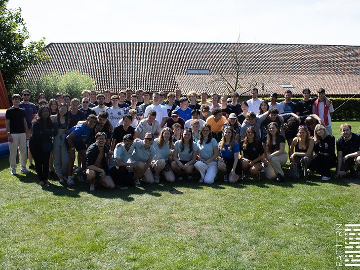 Intro Camp Committee