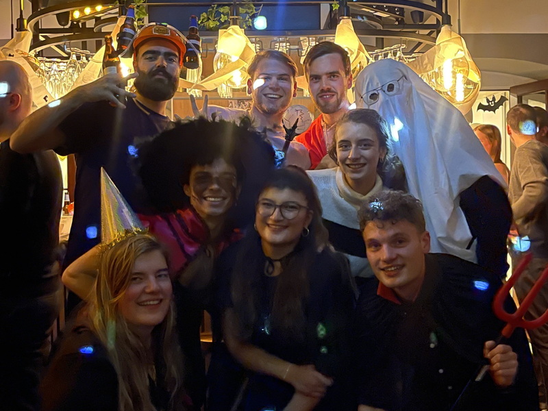 DSBE Drinks Committee
